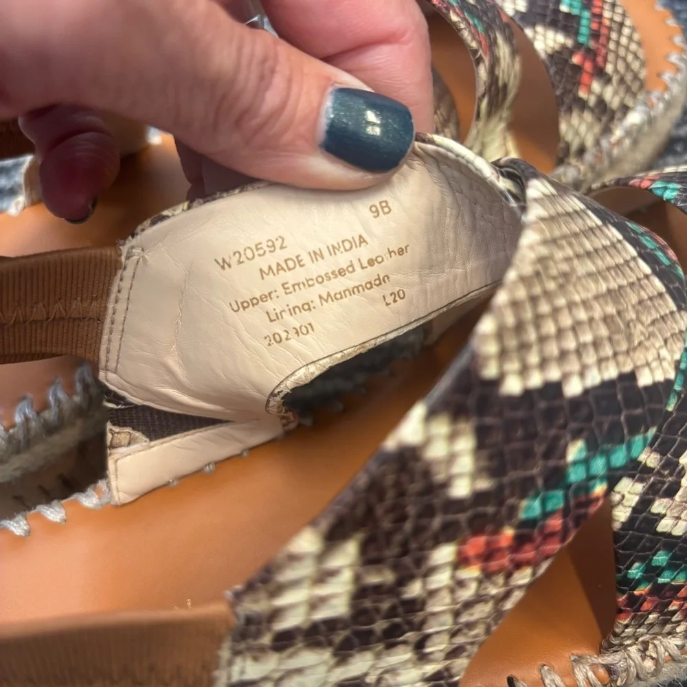 Cole Haan Cloudfeel Vero Espadrille Sandals in a snake print pattern size 9